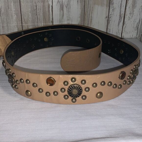 Vintage 90s Y2K Tan Studded BoHo belt Size Large - Picture 13 of 14